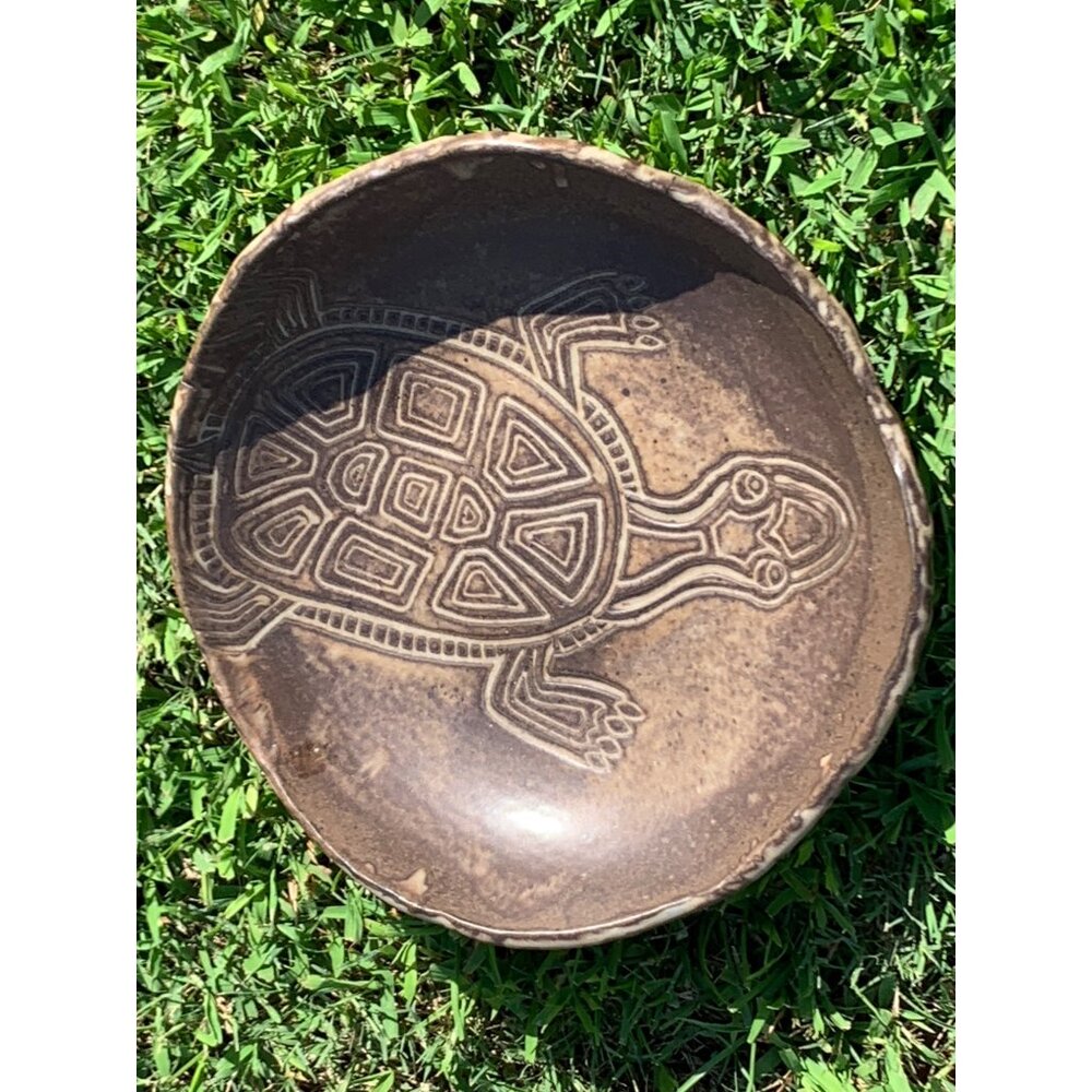 2008 Hand Carved Ceramic Pedestal Sea Turtle Bowl Signed Rob Gentry Signed
